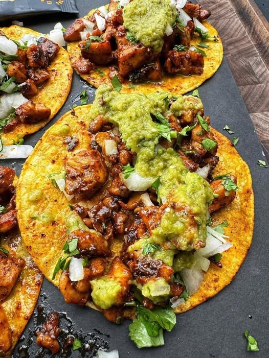 Chicken Tacos mit Guacamole – Ein Mexikanisches Geschmackserlebnis