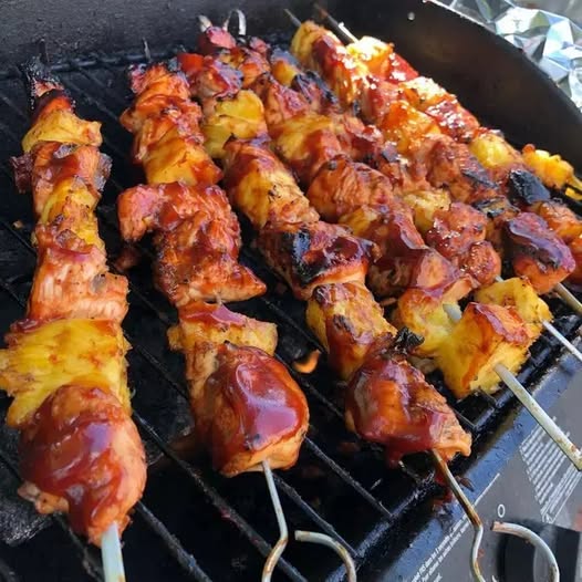 Pineapple Chicken Kabobs: A Sweet and Savory Grilled Delight