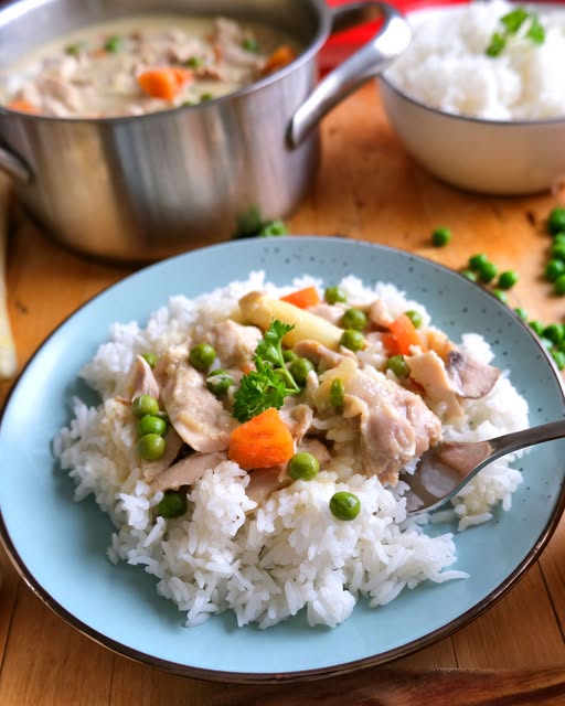 Einfache Zubereitung von Hühnerfrikassee: Ein Rezept für ein klassisches Gericht