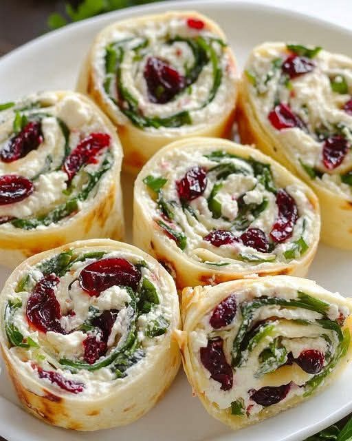 Cranberry-Feta-Schnecken mit Frischkäse – Ein festlicher Genuss für jede Gelegenheit