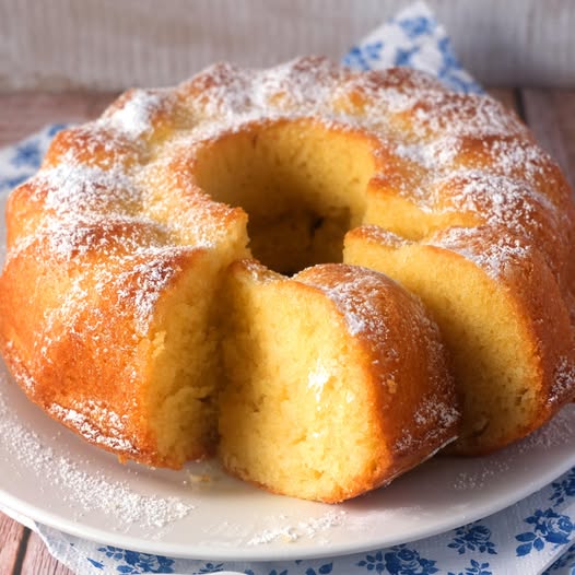 Eierlikör aus eigener Herstellung – Ein traditionelles deutsches Rezept