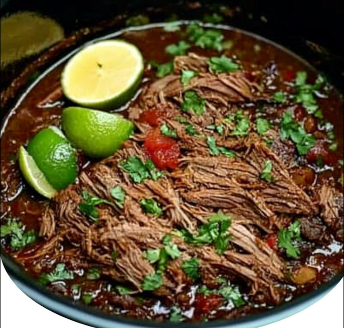 Langsam gegarte Barbacoa aus dem Slow Cooker – Ein Fest der Aromen! 🌮🍖