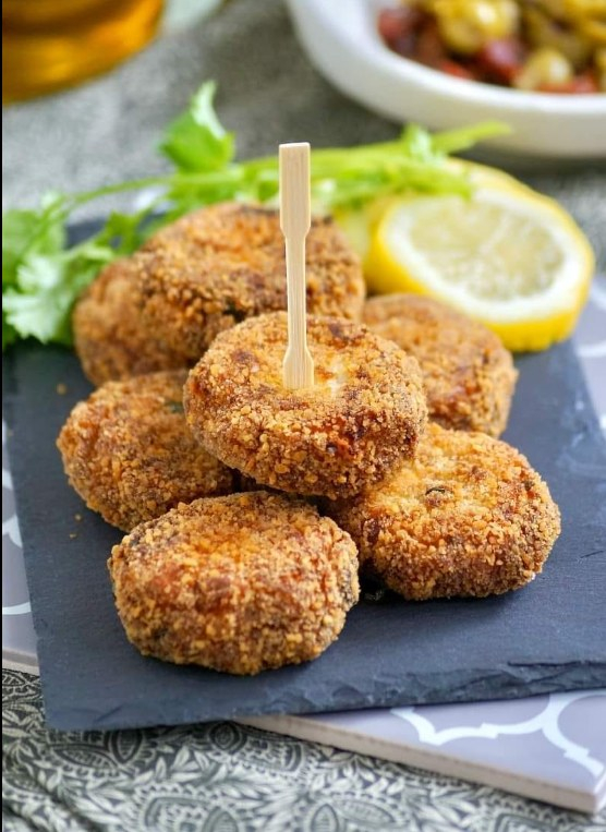 Thunfischkroketten mit Ricotta: Ein herzhaftes, cremiges Vergnügen