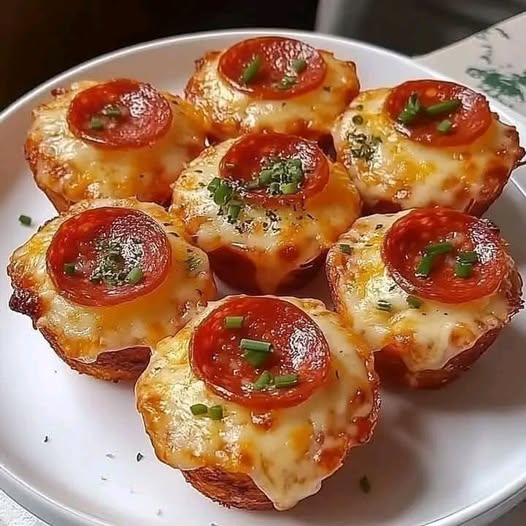 Keto-Pizza-Muffins: Der perfekte Low-Carb-Snack für jeden Tag