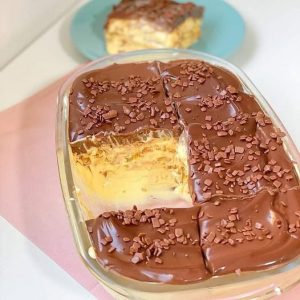 Passionsfrucht- und Schokoladenmousse-Kuchen: Eine Dekadente Dessertkombination für Feinschmecker